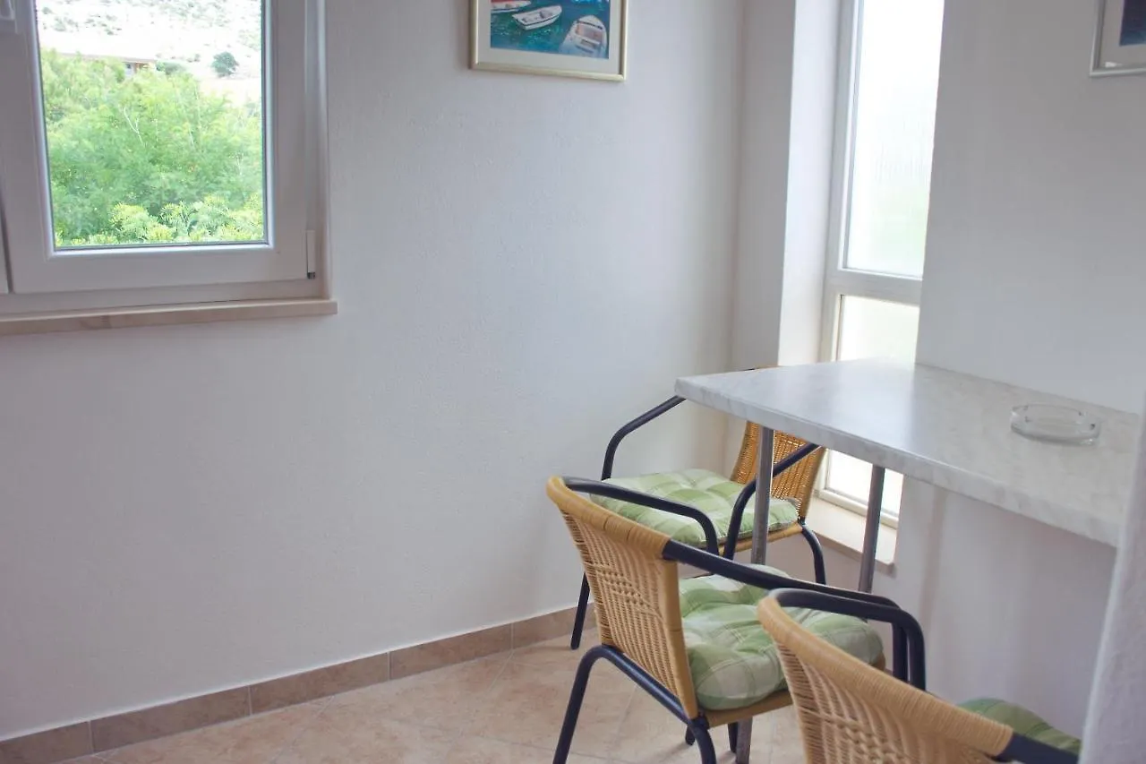 Holiday House Karmen Pag Town Apartment